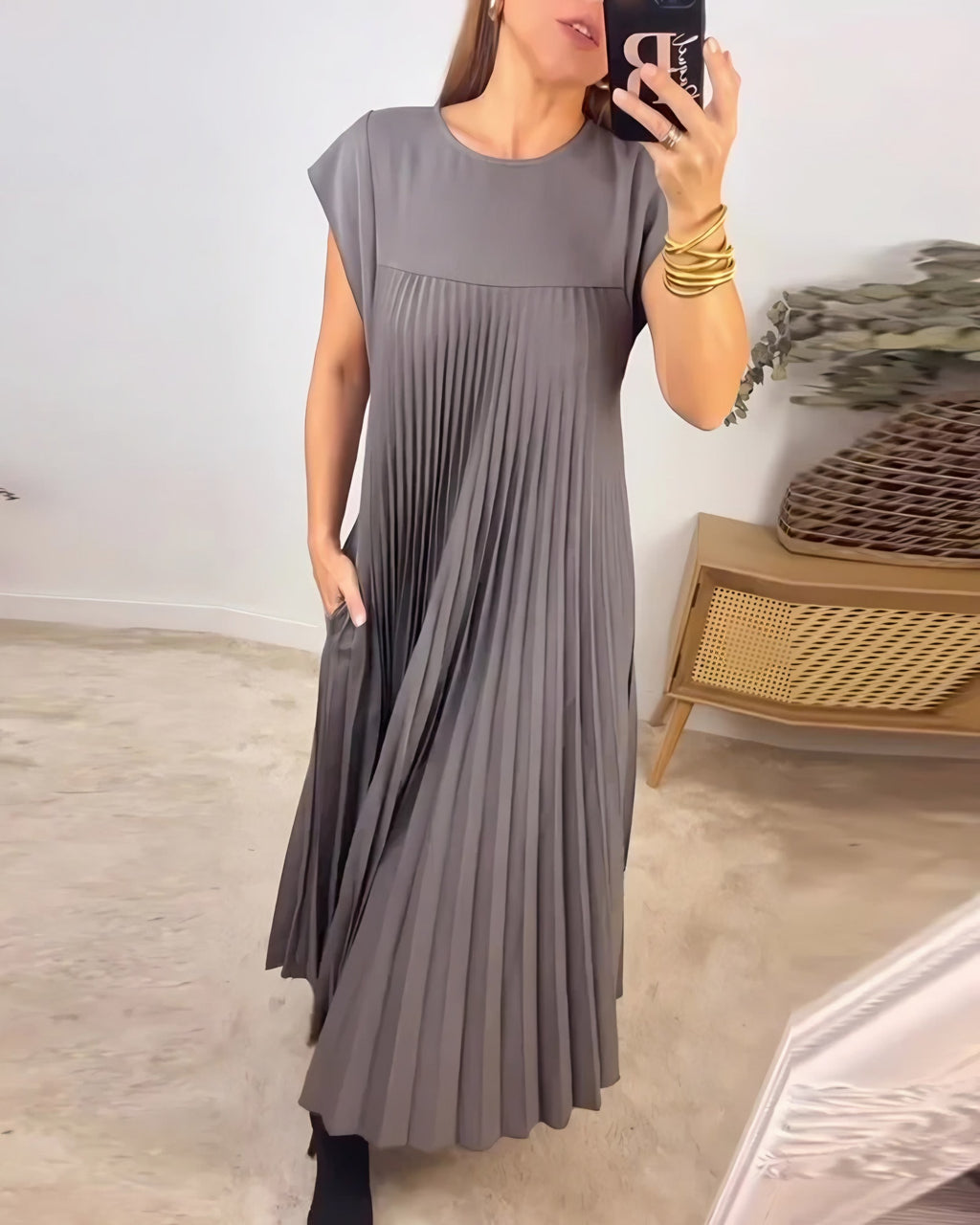 Women's Pleated Maxi Dress — view 4