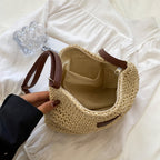 Taren | Women’s Shoulder Bag With Relaxed Style