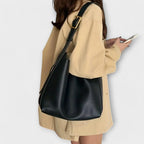 Olivia – Refined Leather Shoulder Bag