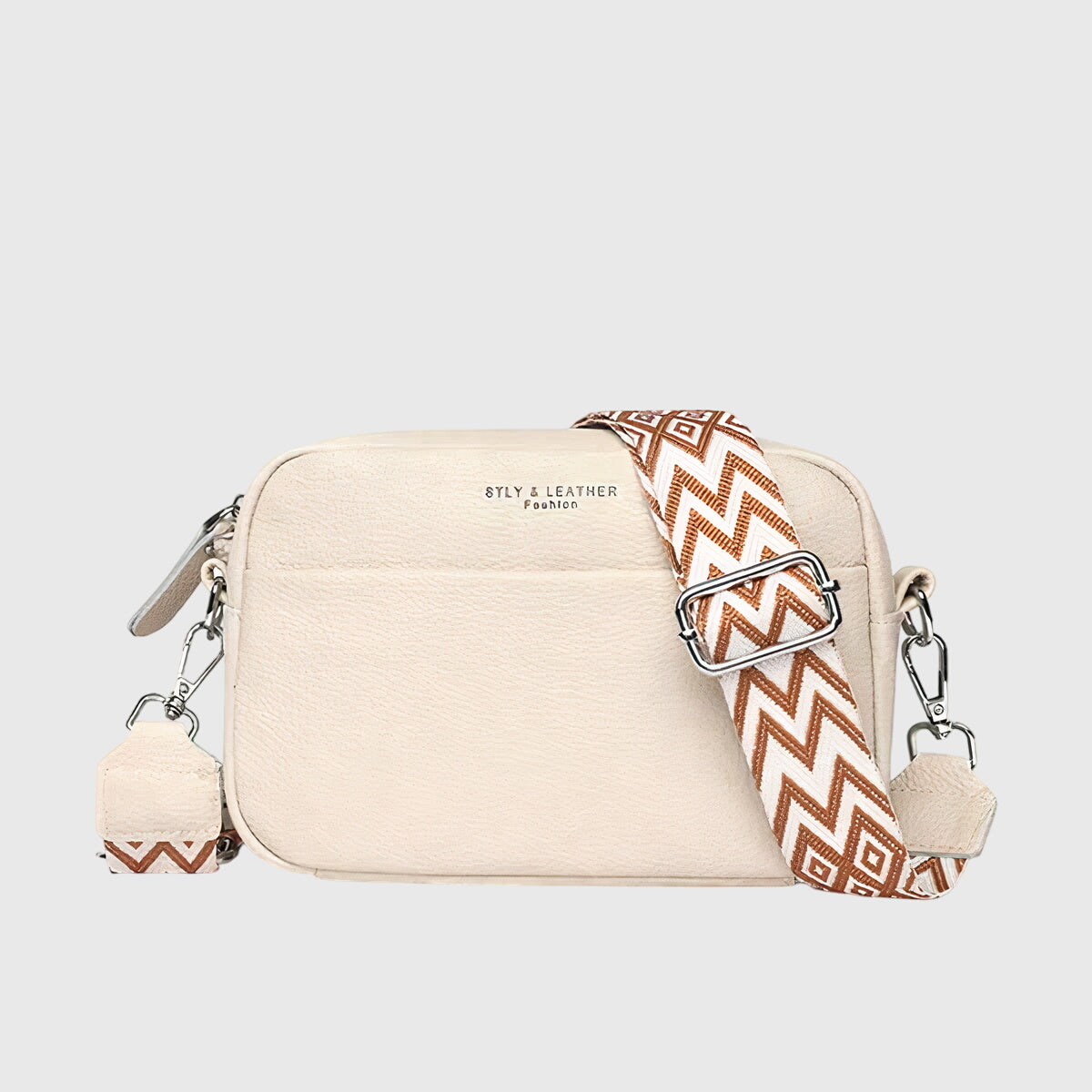 Giulia | Leather Shoulder Bag — view 3