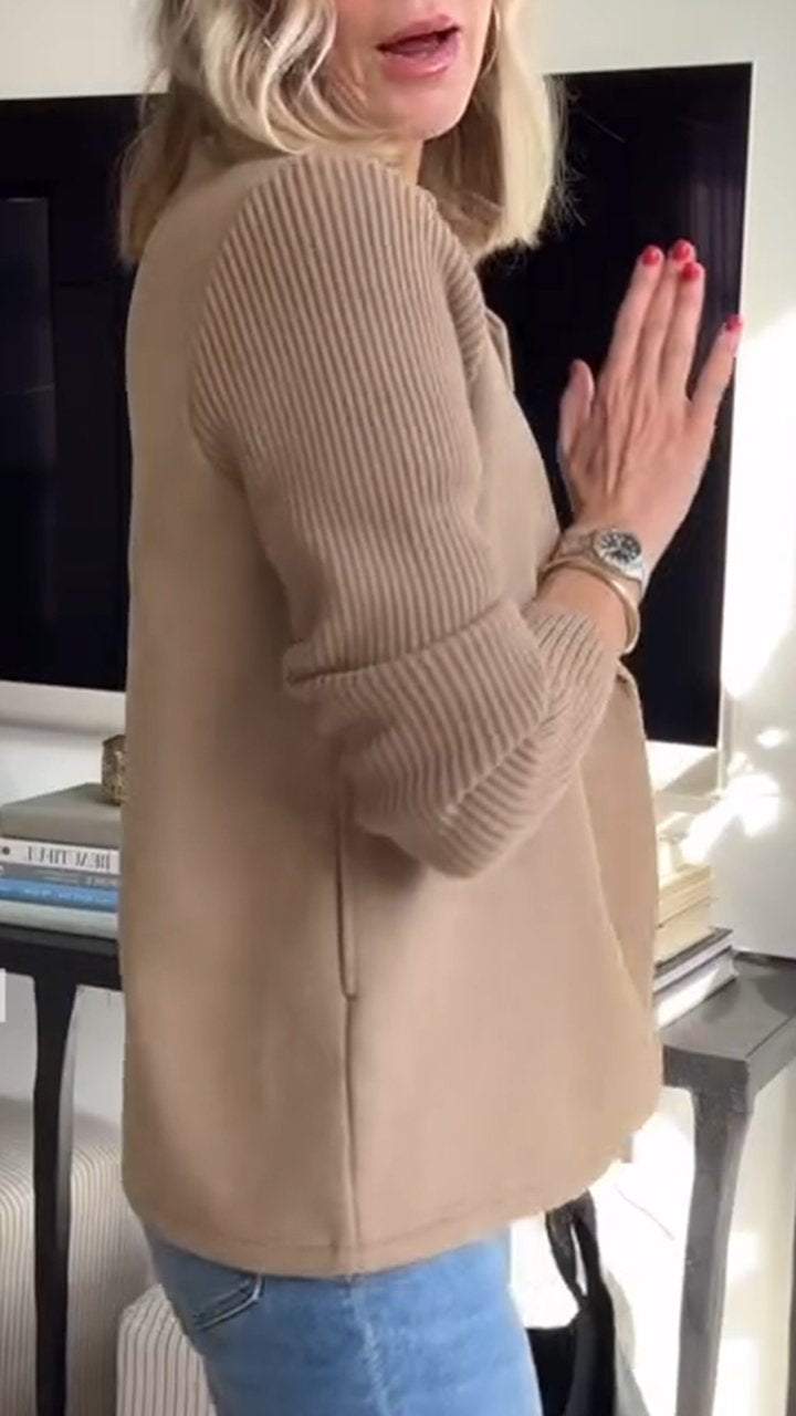 Johanna | Women’s Knit Double Breasted Blazer